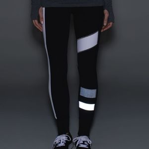 Rare Lululemon Speed Tight II *Full-On Luxtreme Black / White